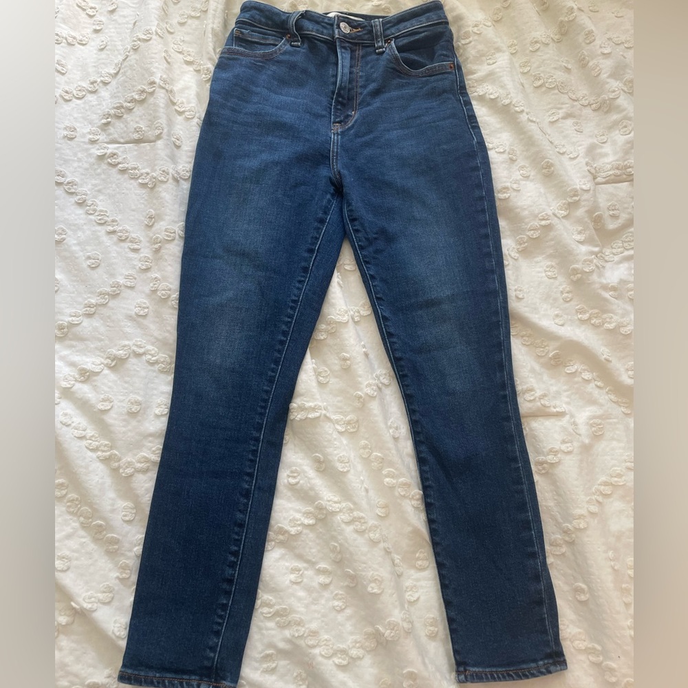 Abercrombie the super skinny ankle high rise jean